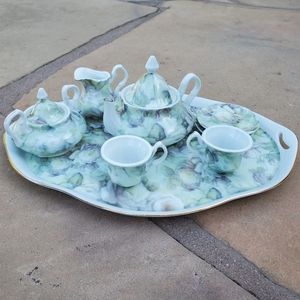 Porcelain tea set